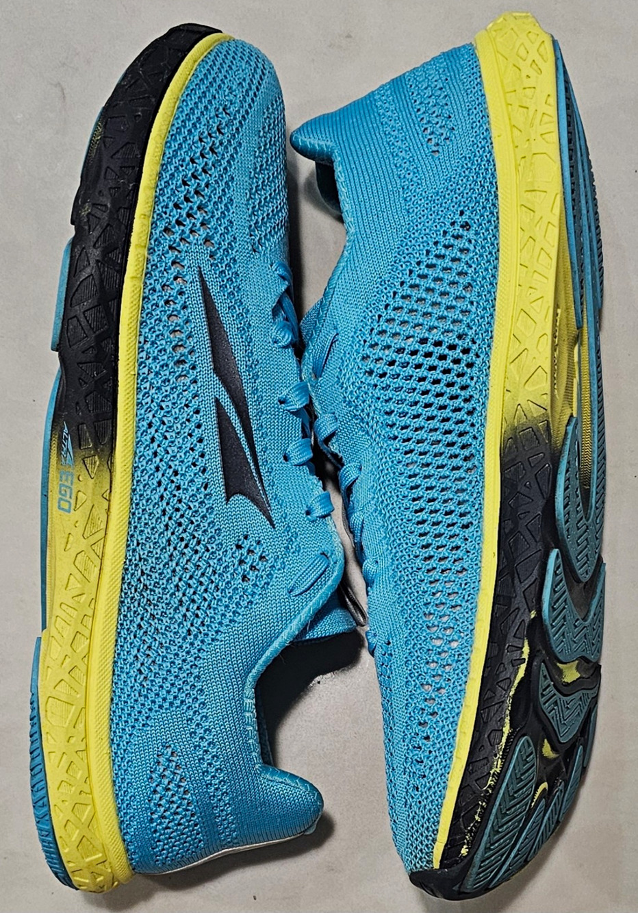 Altra Escalante Racer Women's Running Shoes US 9.5 Blue Yellow ALW1933B440